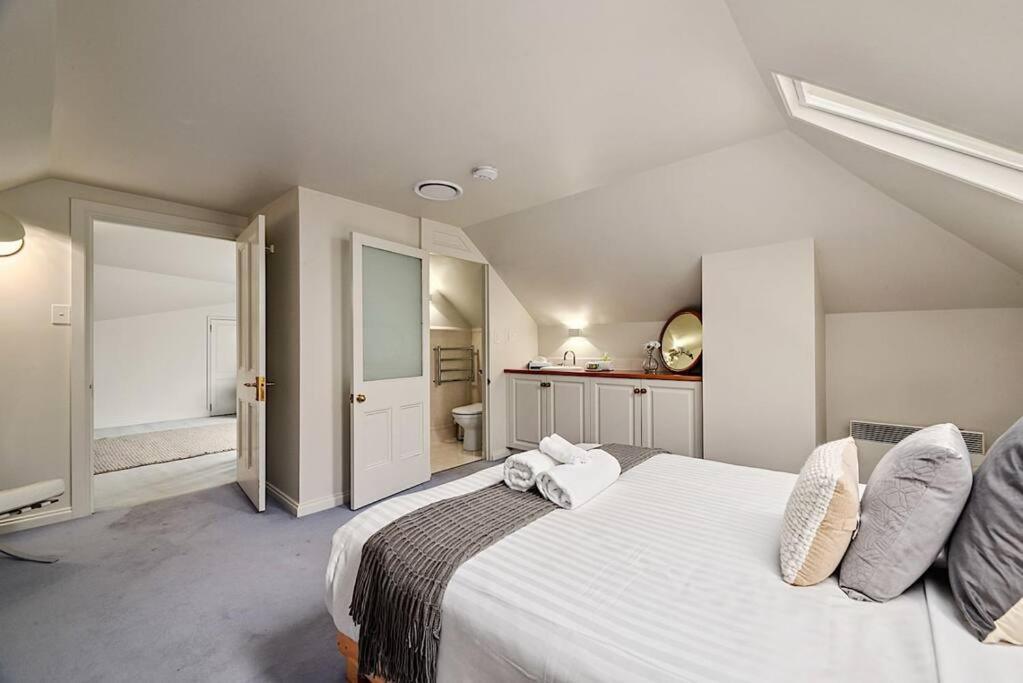 Blackwood Tree Cottage - Heritage Listed Property - Evandale! 외부 사진